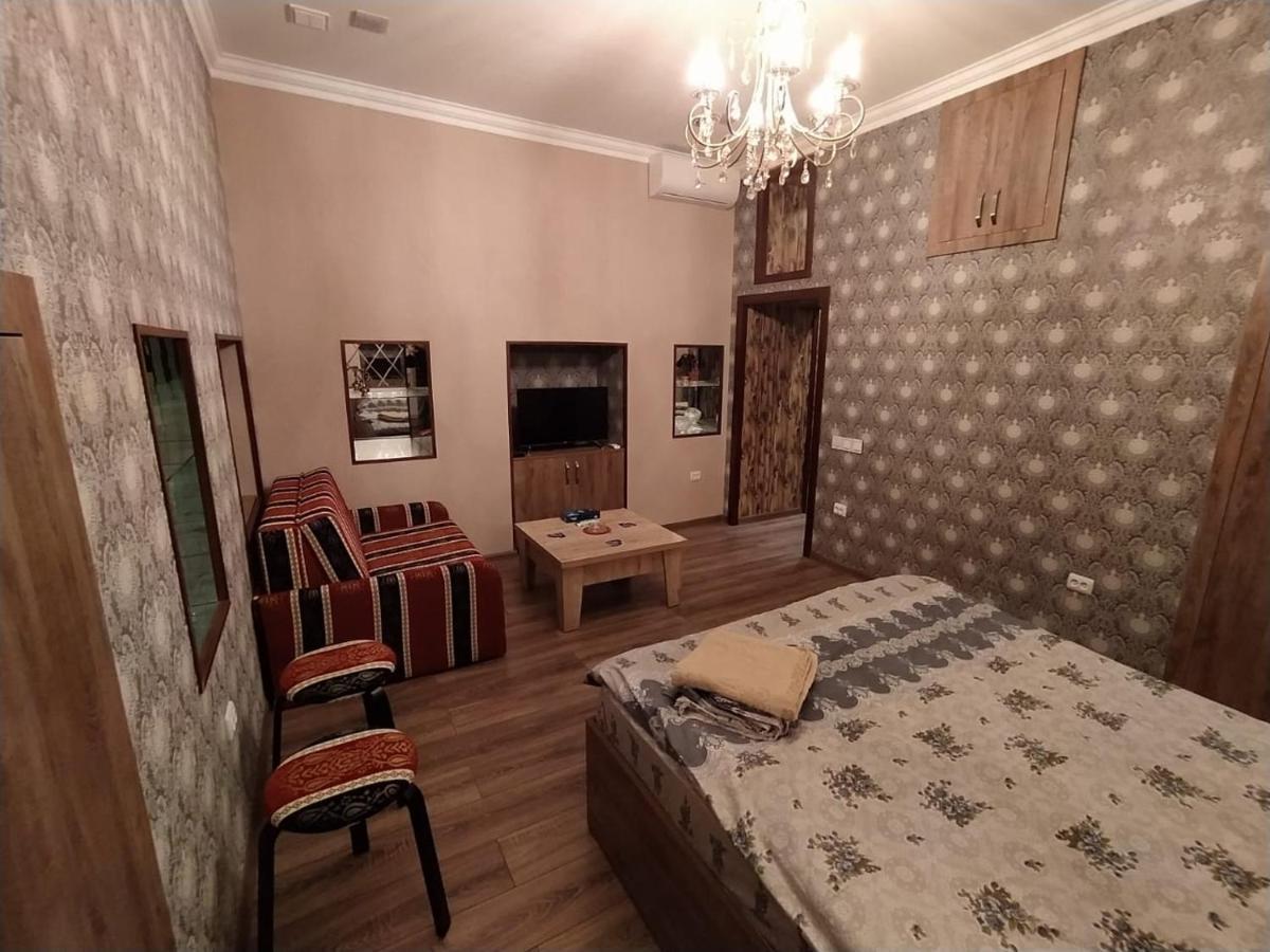 Apartament Oriental Tale In Old Cyti バクー エクステリア 写真
